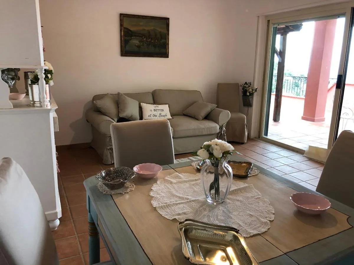 تاورمينا Villa Le Petit Paradis