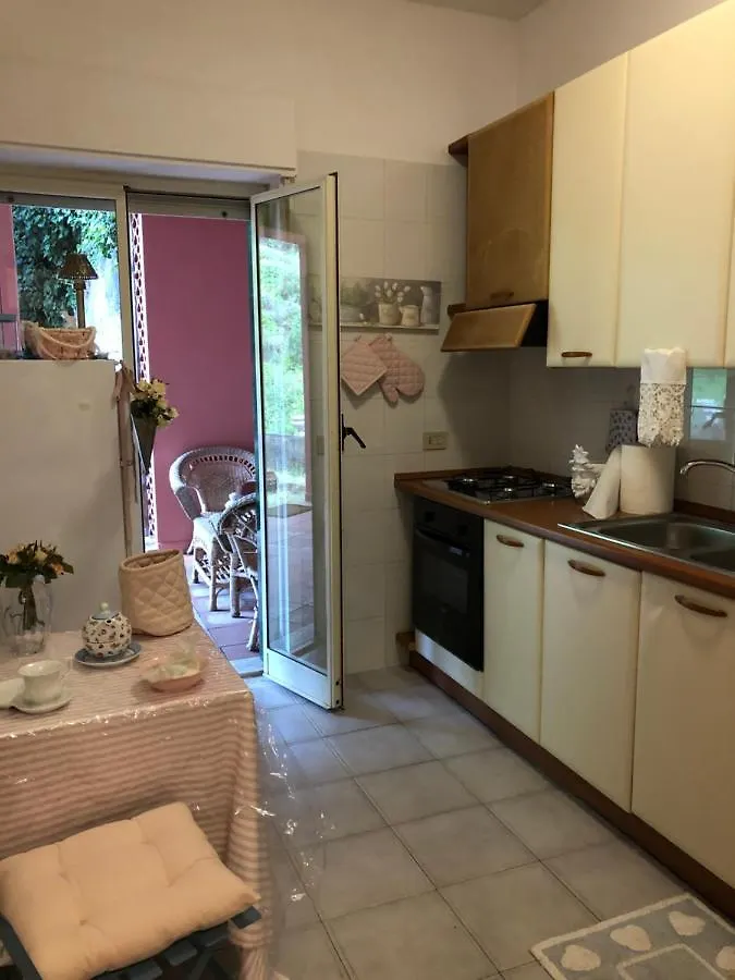 تاورمينا Villa Le Petit Paradis منزل للإقامة