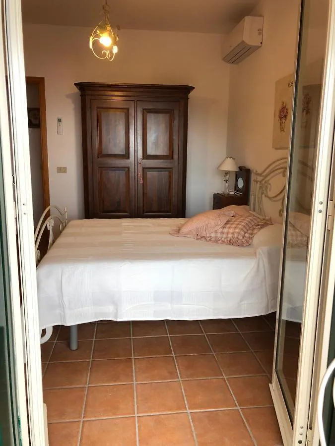 منزل للإقامة تاورمينا Villa Le Petit Paradis