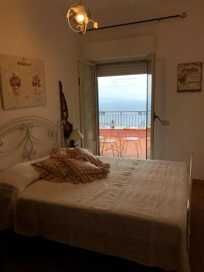 تاورمينا Villa Le Petit Paradis منزل للإقامة
