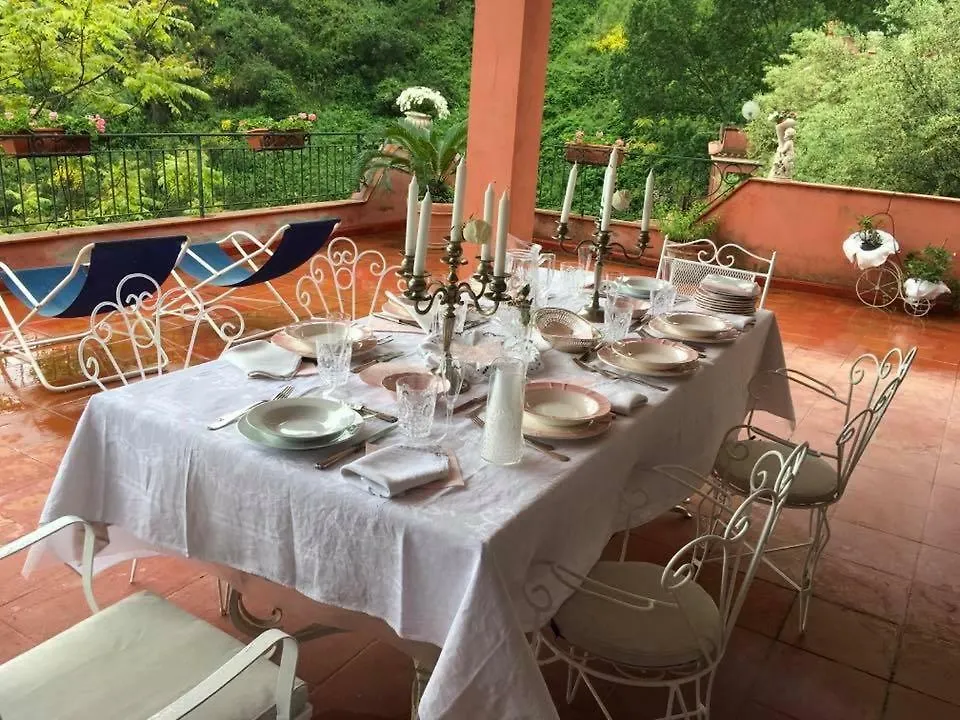 تاورمينا Villa Le Petit Paradis 0*,  إيطاليا