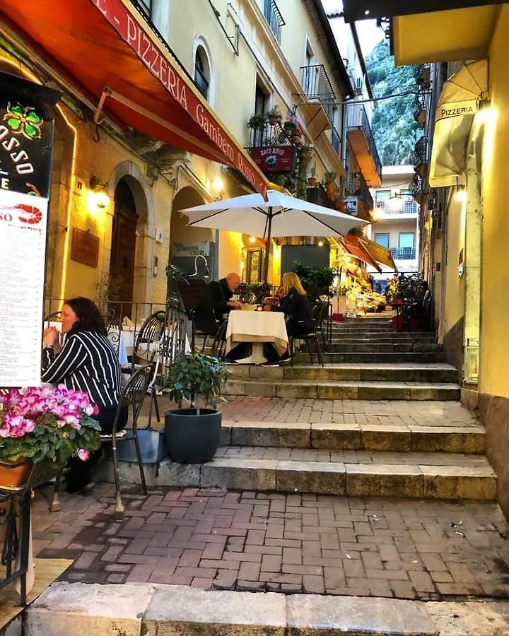 تاورمينا Villa Le Petit Paradis إيطاليا
