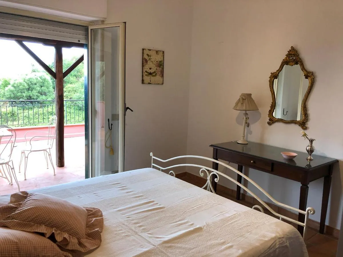 Homestay Villa Le Petit Paradis Taormina Italy